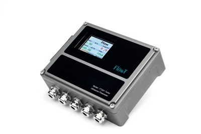 Ultrasonic flow meter